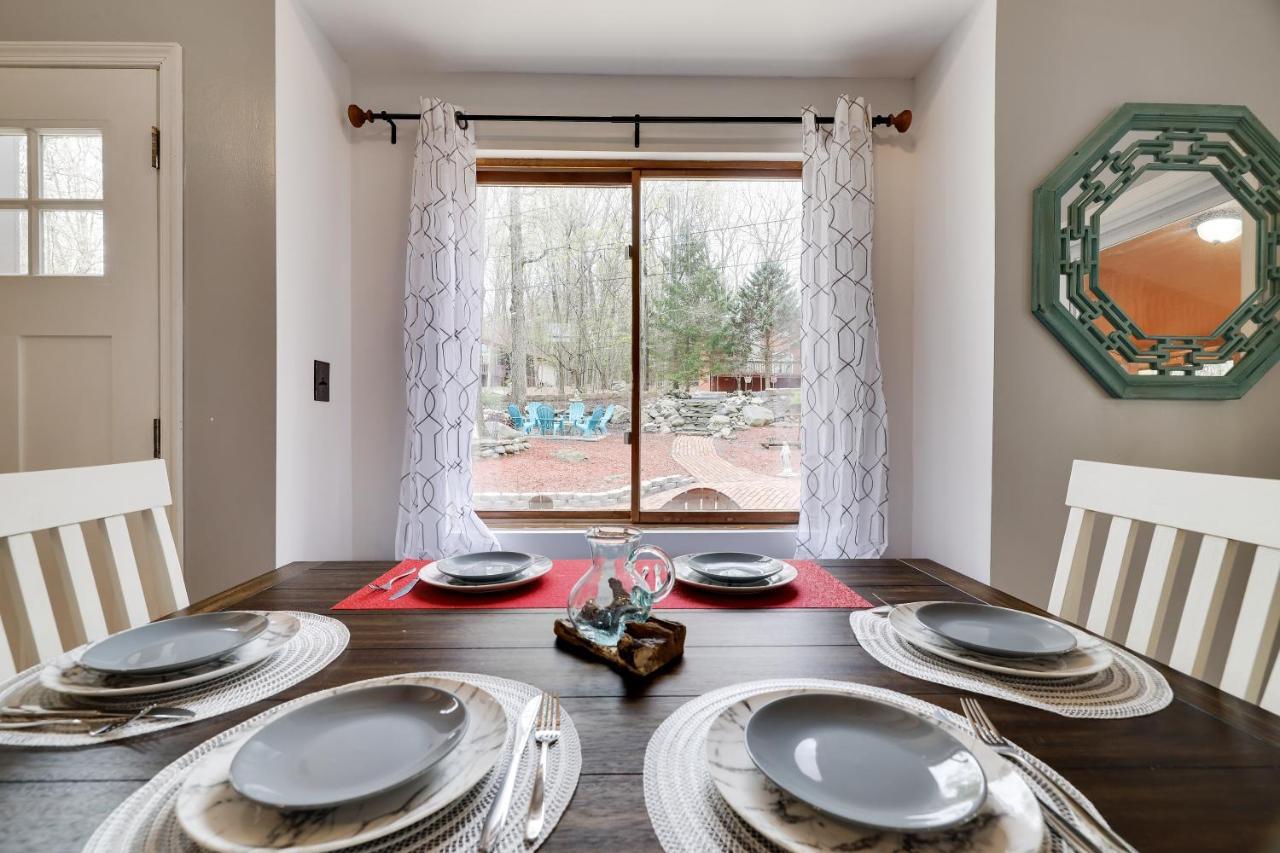 Premier Cozy Cabin - Free Amenities & Comm Indoor Pools Bushkill Eksteriør billede