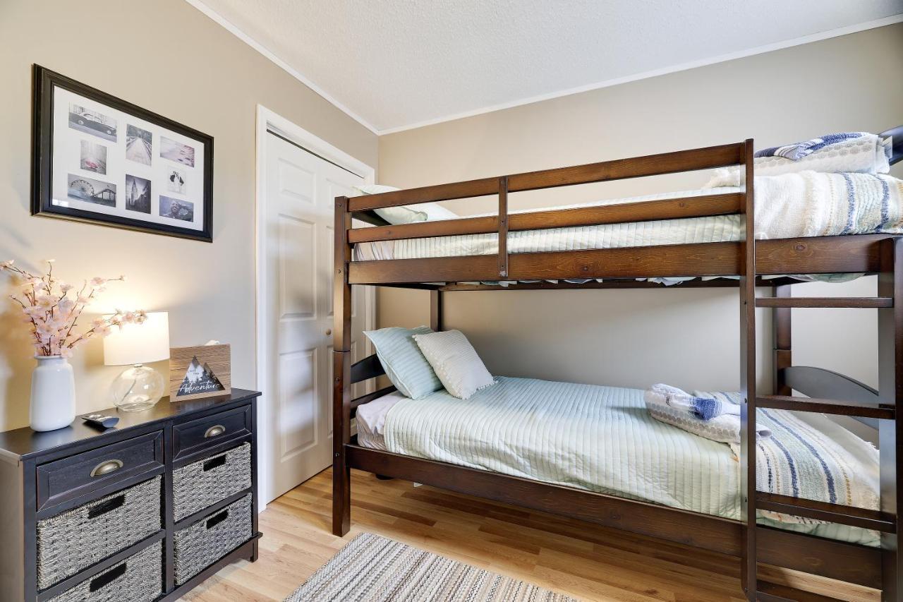 Premier Cozy Cabin - Free Amenities & Comm Indoor Pools Bushkill Eksteriør billede