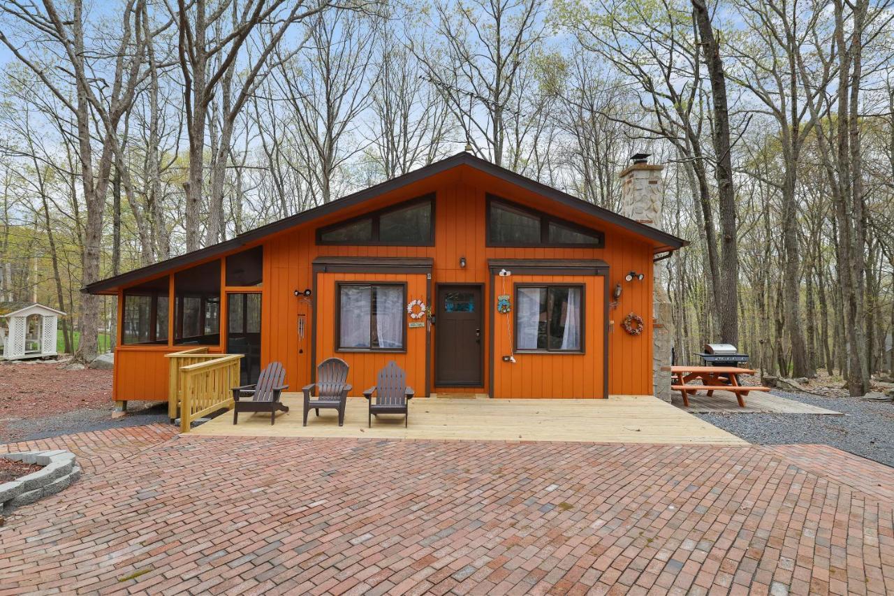 Premier Cozy Cabin - Free Amenities & Comm Indoor Pools Bushkill Eksteriør billede
